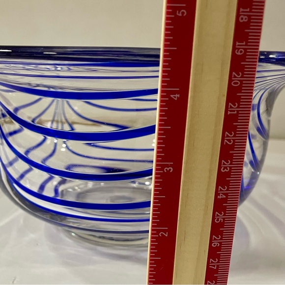 Vintage Metropolitan Museum of Art Cobalt Blue & Clear Swirl Art Glass Bowl - Picture 9 of 10